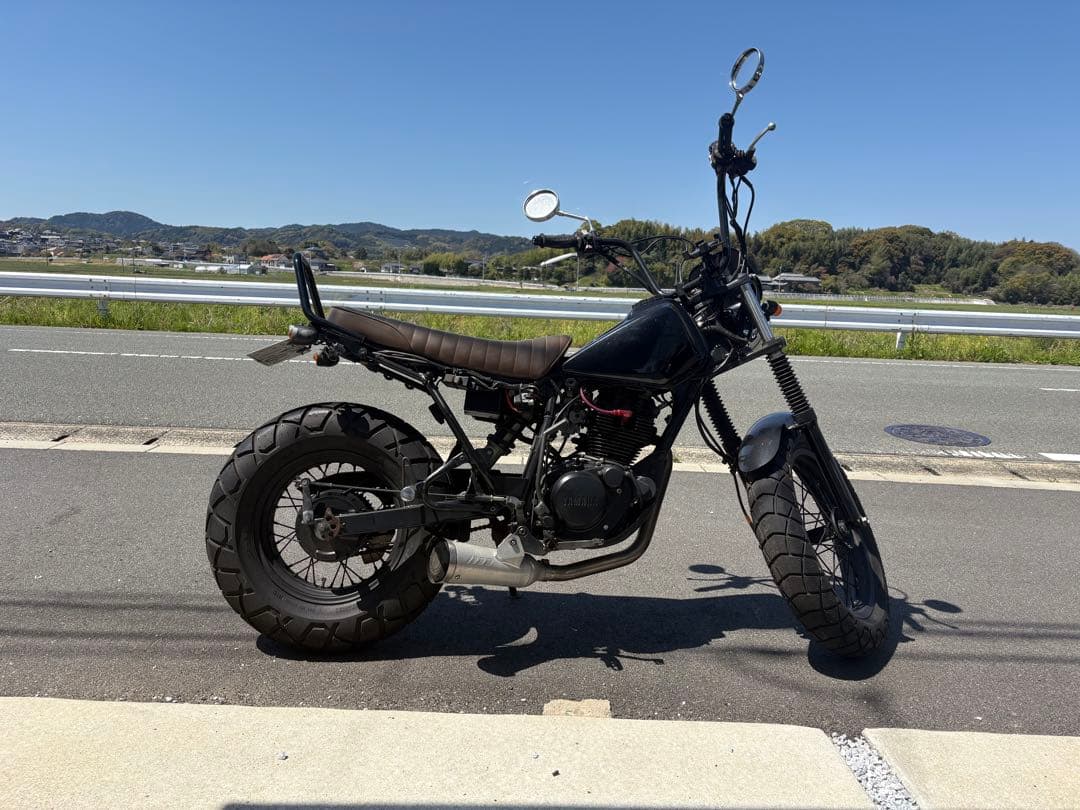 Yamaha Motorcycle Body Tw225 Dg09J