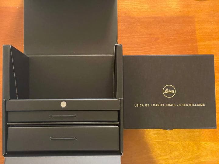 Leica Other Q2 Daniel Craig 007 Black
