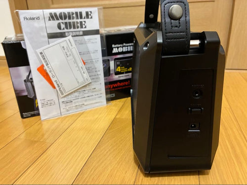 Roland Guitar Amplifiers Mobile Cube