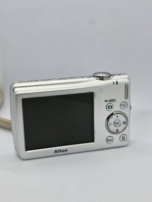 Nikon Compact Digital Cameras Coolpix S220