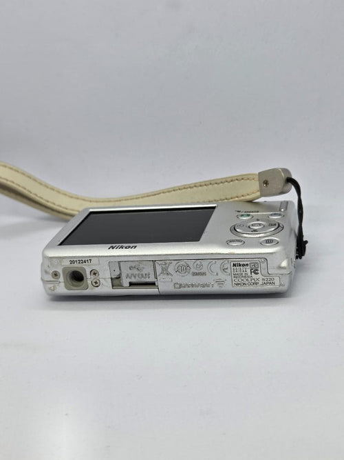 Nikon Compact Digital Cameras Coolpix S220