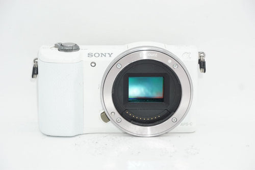Mirrorless Interchangeable Lens Cameras Sony 5000