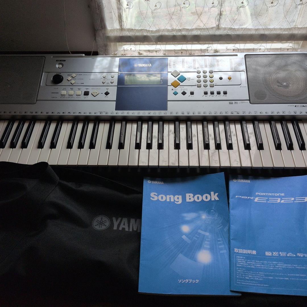 Yamaha Others Psr-E323 61