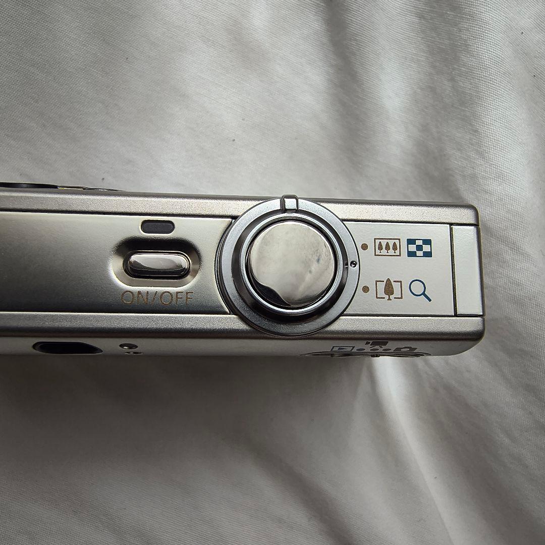 Canon Compact Digital Camera Ixy