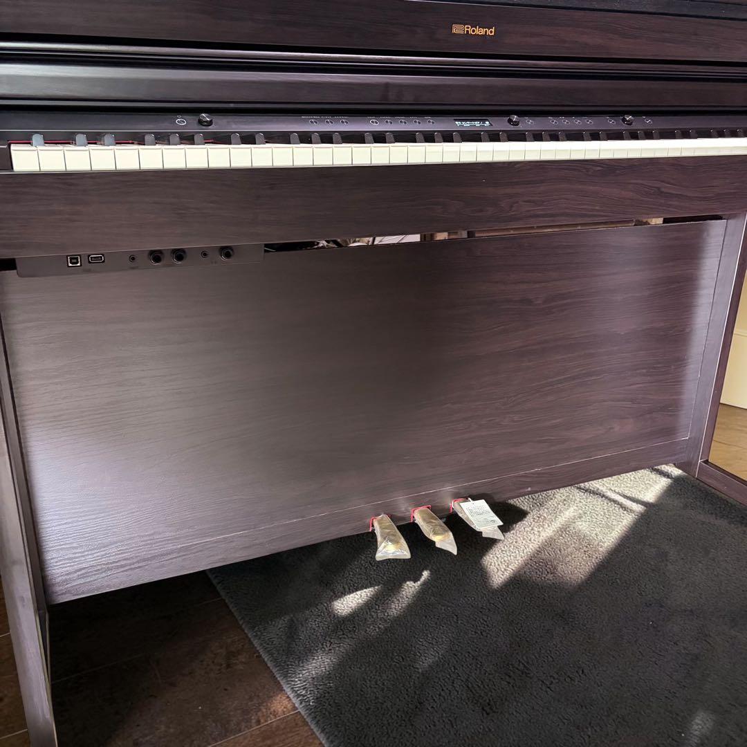 Roland Keyboards Digital Pianos Hp704 88