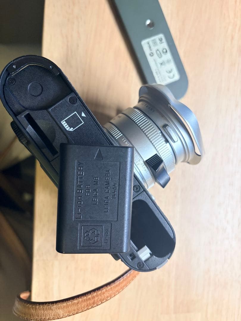 Leica Mirrorless Interchangeable Lens Cameras M8.2 500
