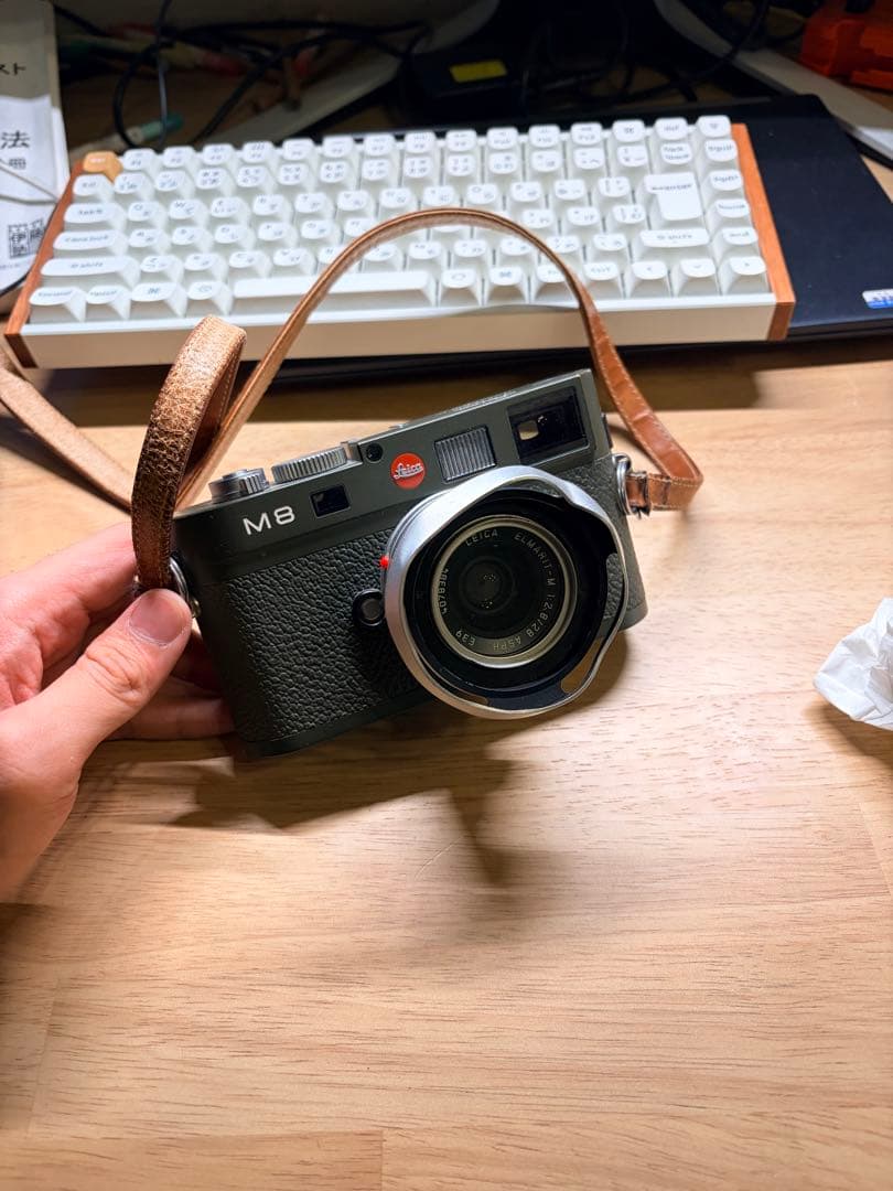 Leica Mirrorless Interchangeable Lens Cameras M8.2 500