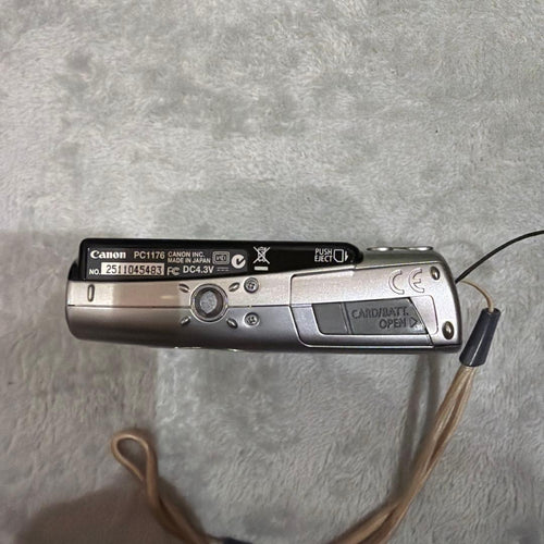 Canon Compact Digital Camera Ixy 800 Is