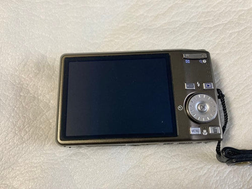 Compact Digital Camera Nikon Coolpix S700