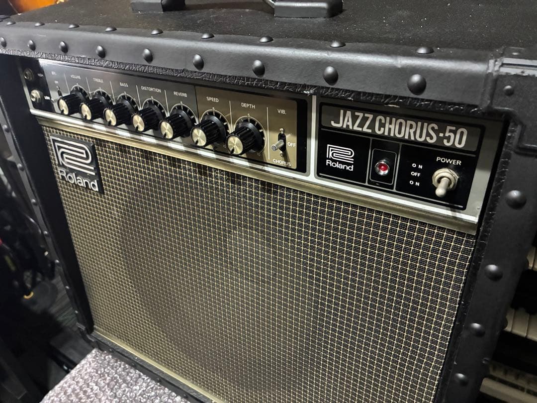 Roland Guitar Amplifier Jc-50 Boss Ce-1