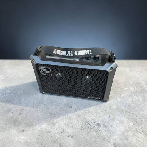 Guitar Amplifier Roland Mobile Cube