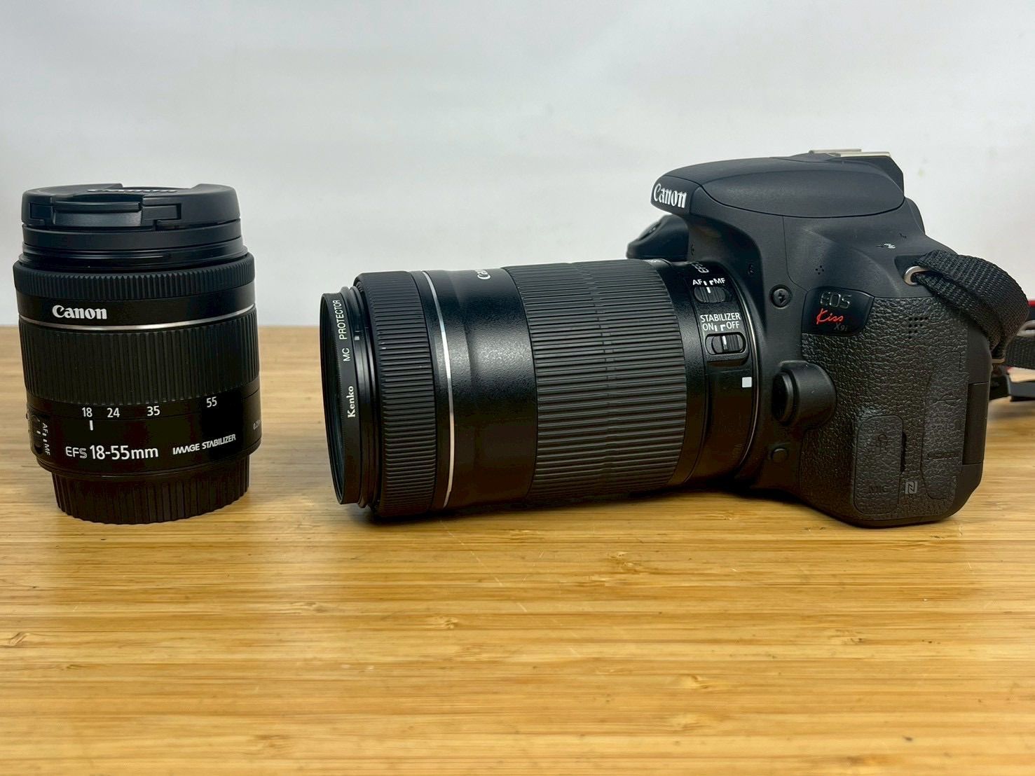 Digital Slr Canon Eos Kiss X9I Ef-S18-55Mm Ef-S55-250Mm