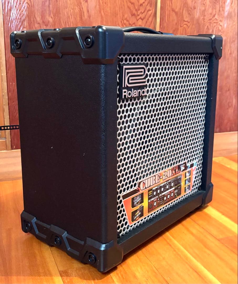 Roland Guitar Amplifier Cube-20Xl