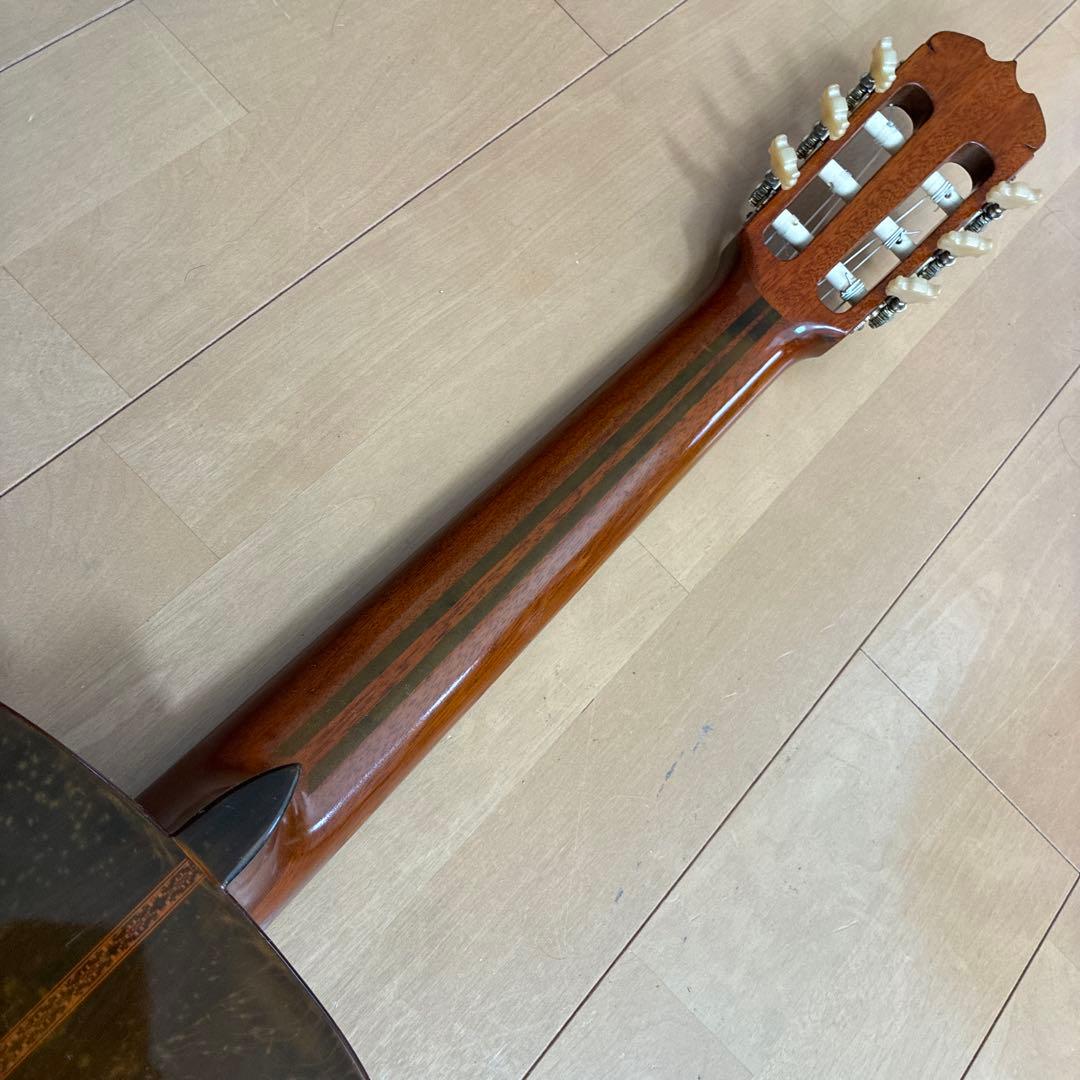 Classical Guitars No.25 1973