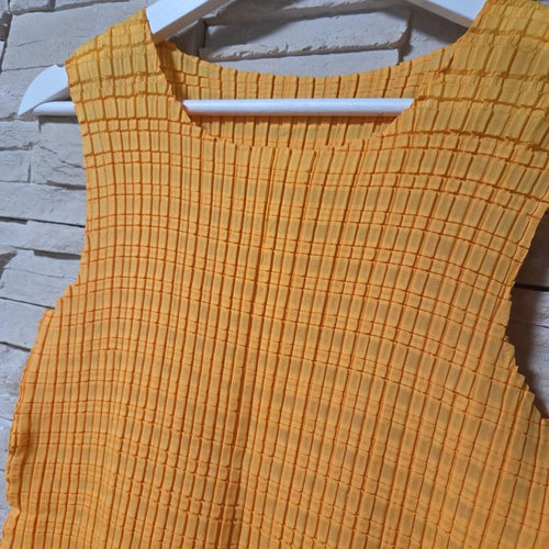 Issey Miyake Tank Tops