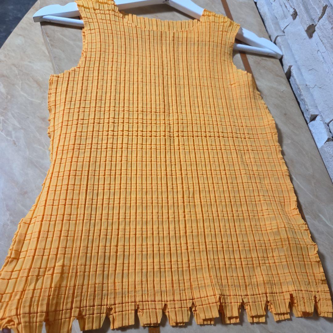 Issey Miyake Tank Tops