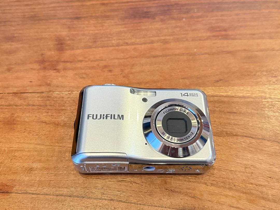Fujifilm Compact Digital Camera Finepix Av210