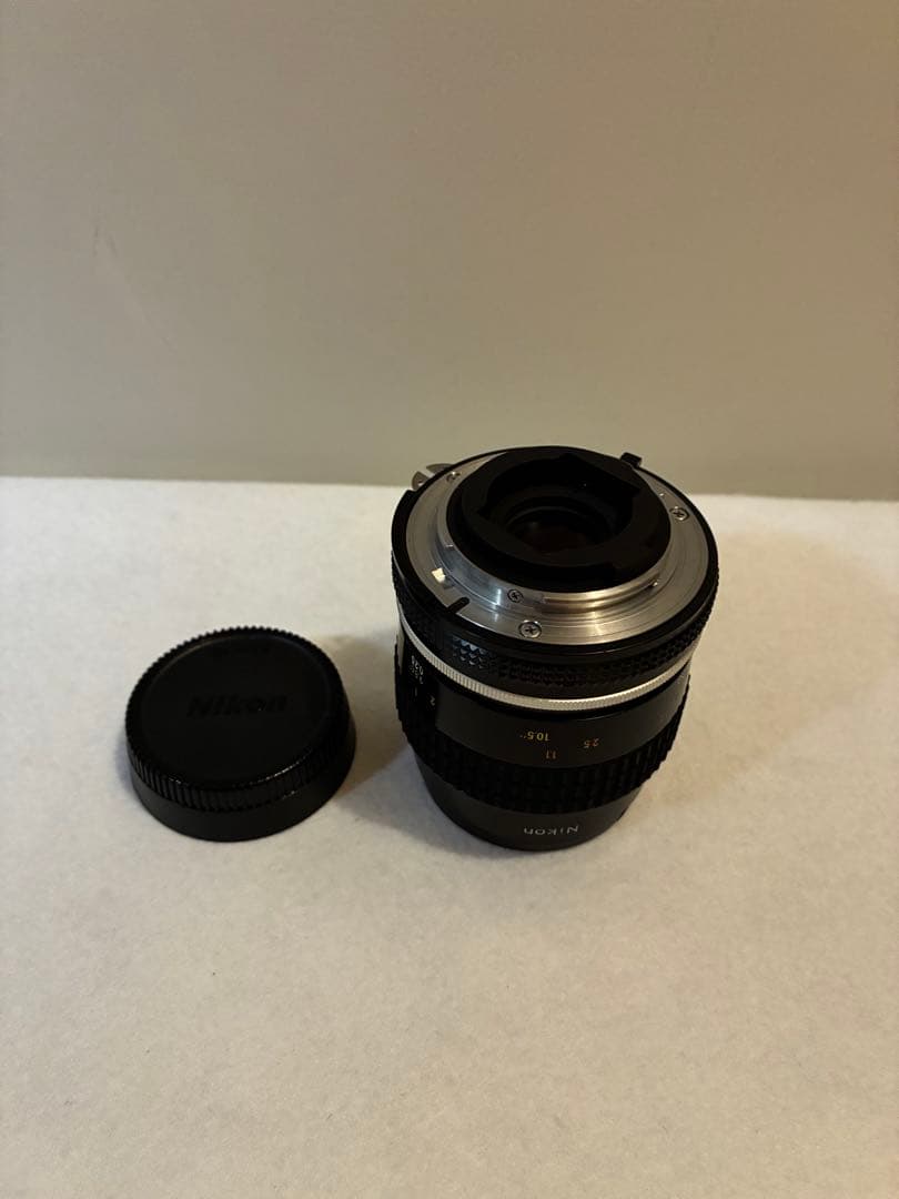 Nikon Zoom Lenses Nikkor F/2.8