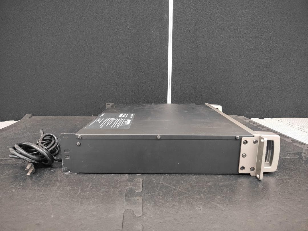 Yamaha Power Amplifiers P2500S