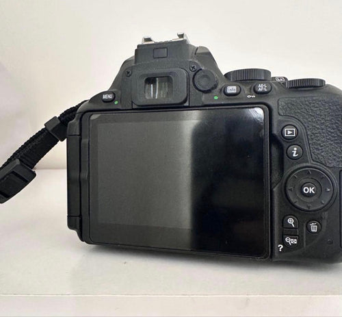 Digital Slrs Nikon D5600