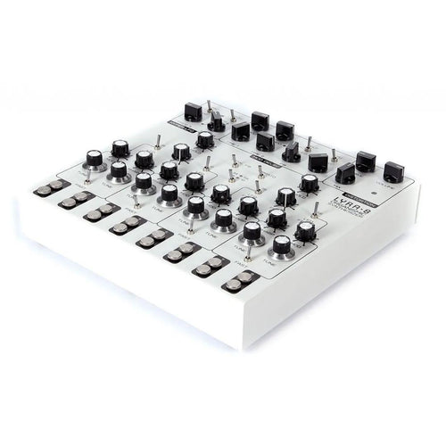 Analog Synthesizers Soma Laboratory Lyra-8