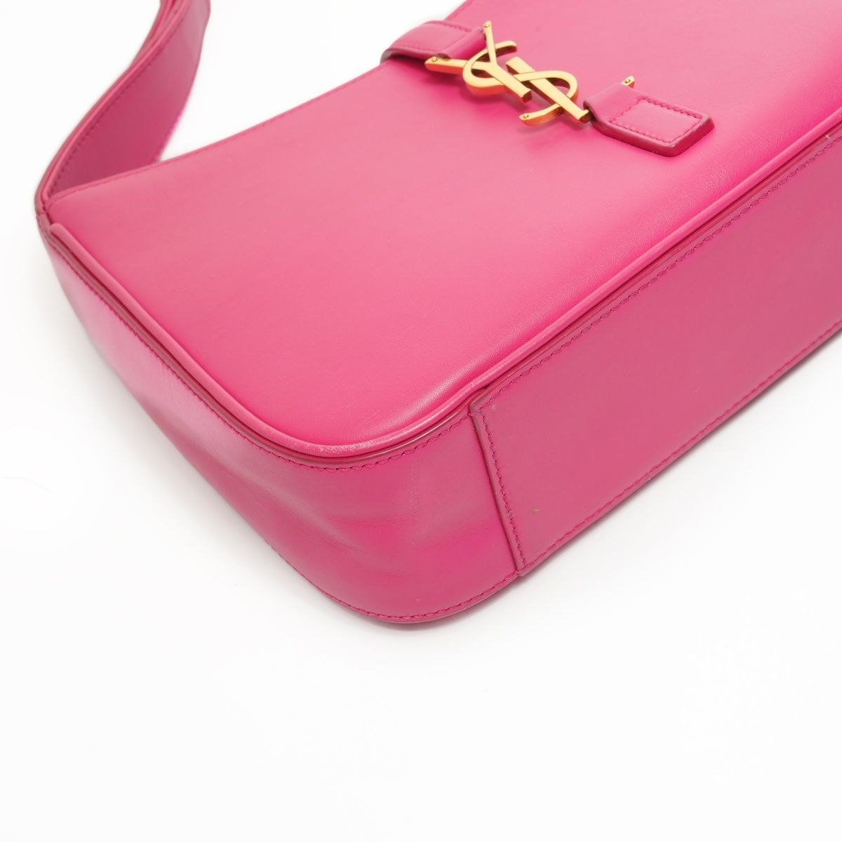 Yves Saint Laurent Shoulder Bag Le 5 A 7