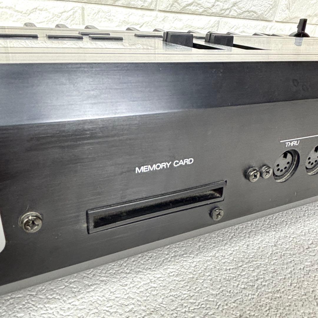 Roland Analog Synthesizers D-10 61