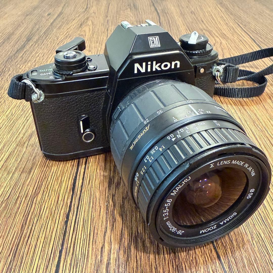 Slr Camera (Film) Nikon Em Sigma 28-80Mm