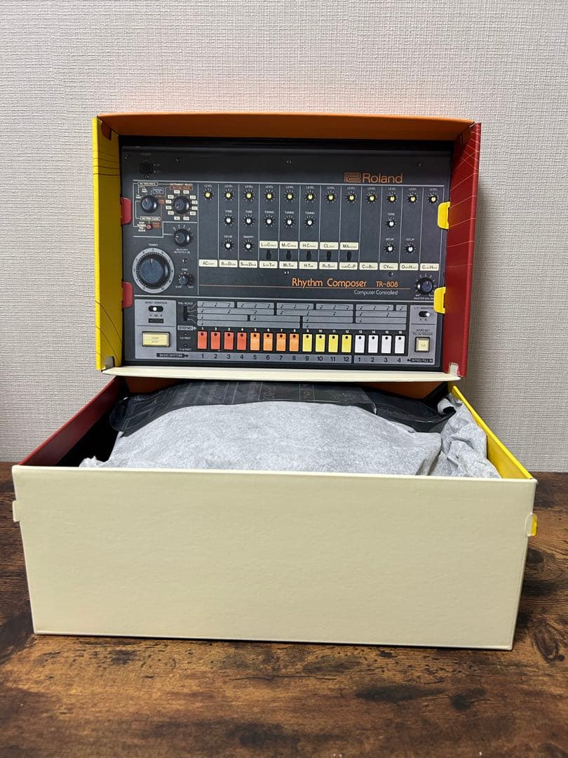 New Balance Sneakers Nm808Rob Tr-808 Roland