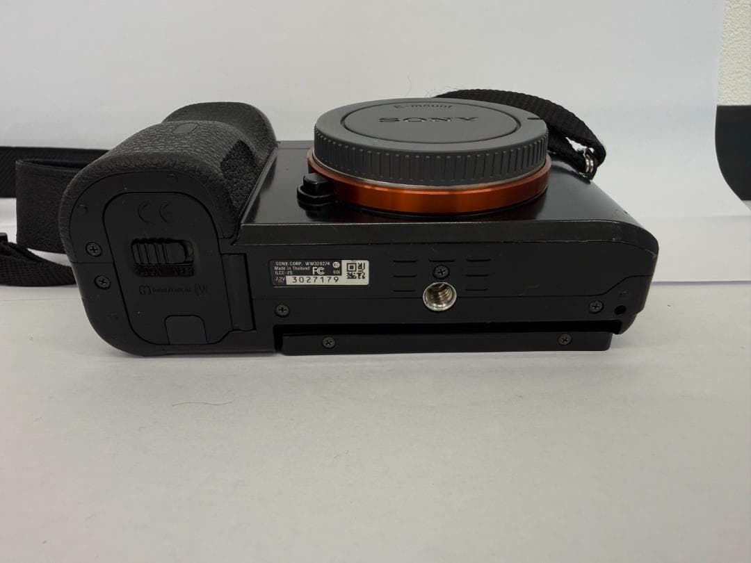 Sony Mirrorless Interchangeable Lens Cameras 7S Ilce-7S
