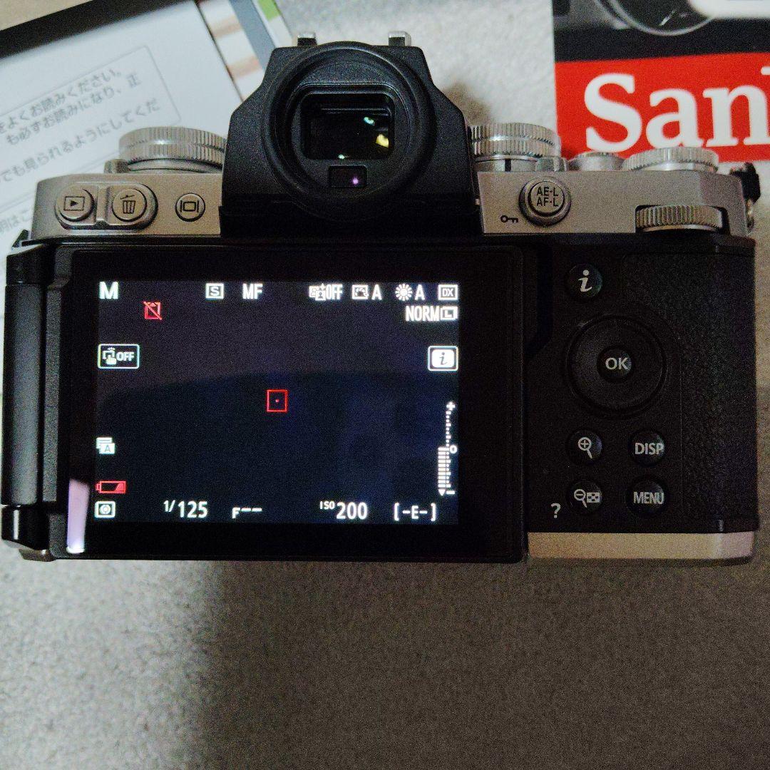 Mirrorless Interchangeable Lips Nikon Zfc F/2.8 Special Edition