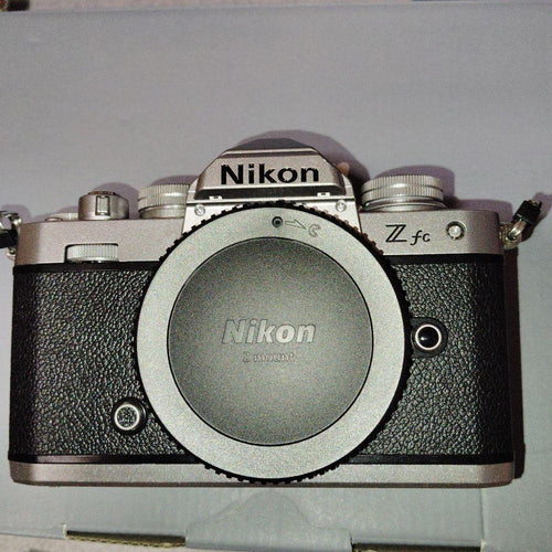 Mirrorless Interchangeable Lips Nikon Zfc F/2.8 Special Edition