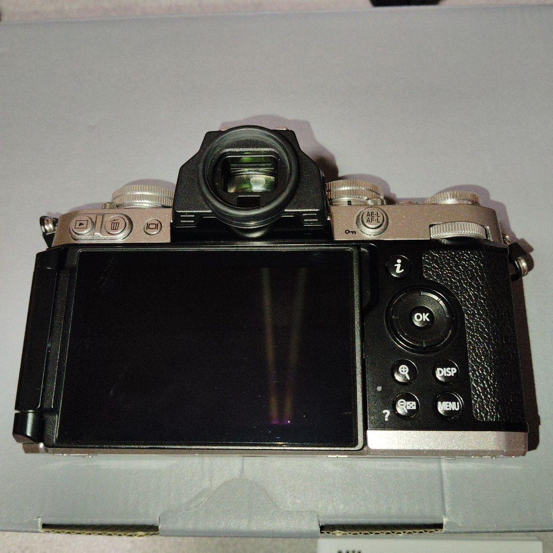 Mirrorless Interchangeable Lips Nikon Zfc F/2.8 Special Edition