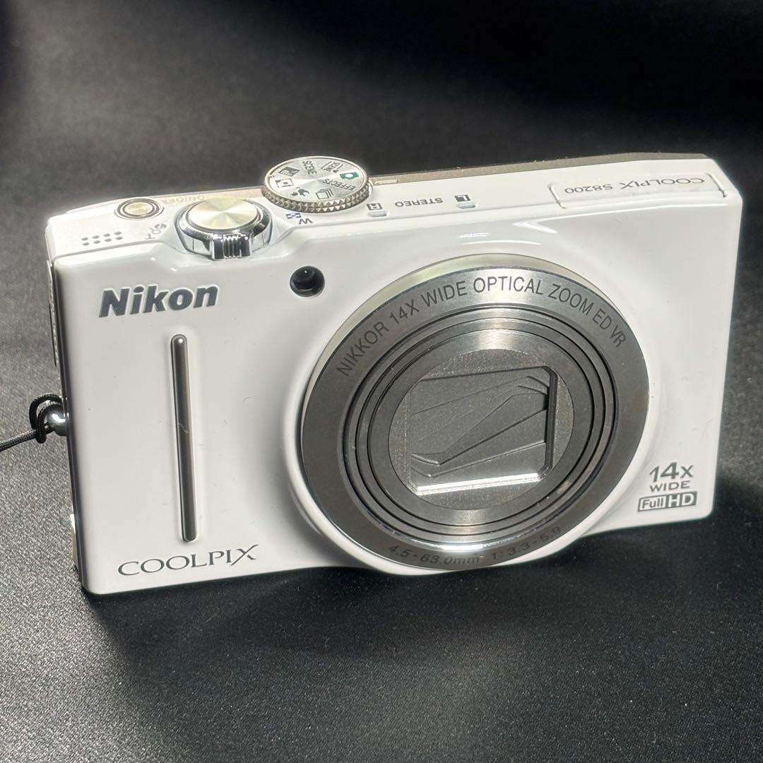 Nikon Compact Digital Camera Coolpix S8200 14