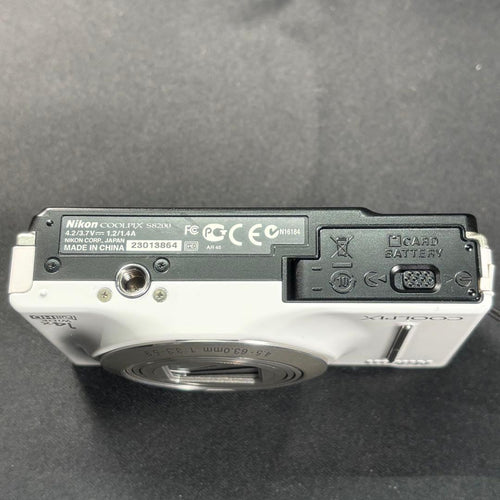 Nikon Compact Digital Camera Coolpix S8200 14