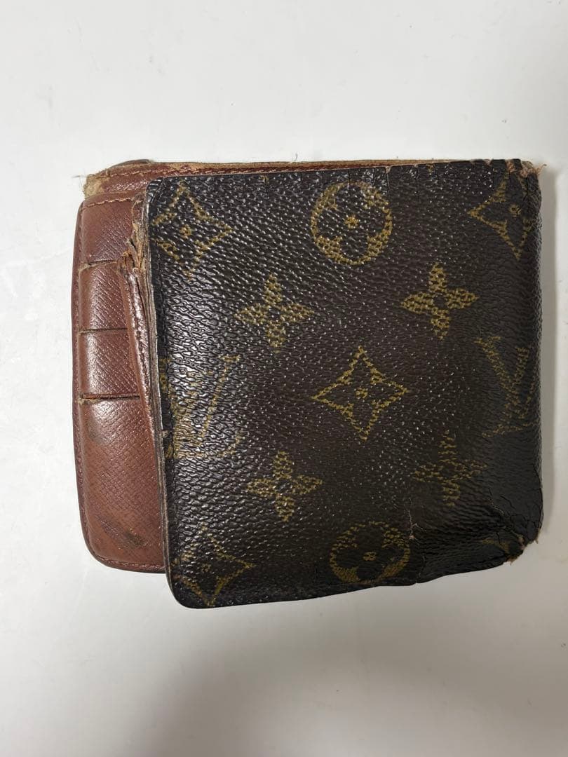 Louis Vuitton Bifold Wallets