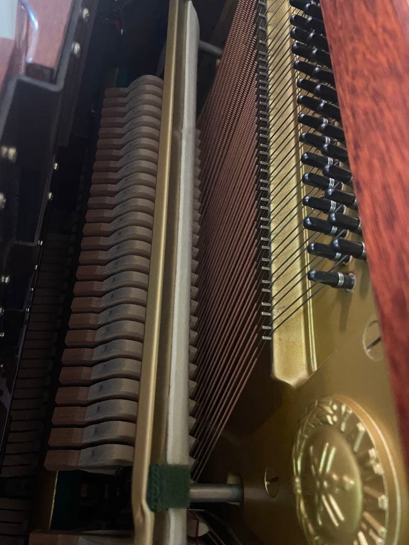 Upright Pianos Yamaha W106