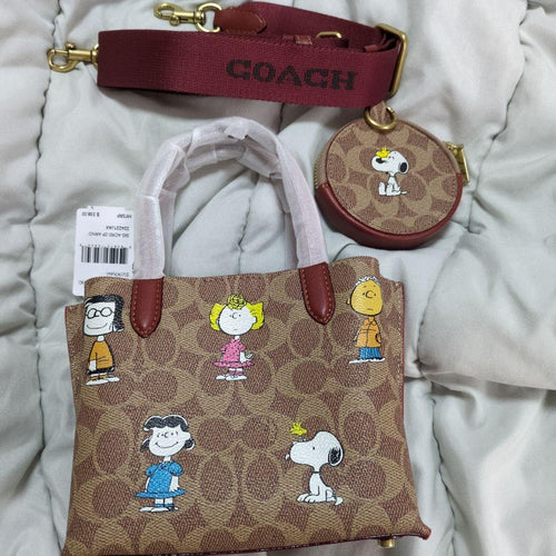 Coach Tote Bags X Peanuts 18 Snoopy