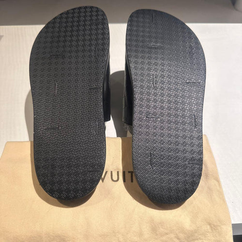 Louis Vuitton Altro Lv