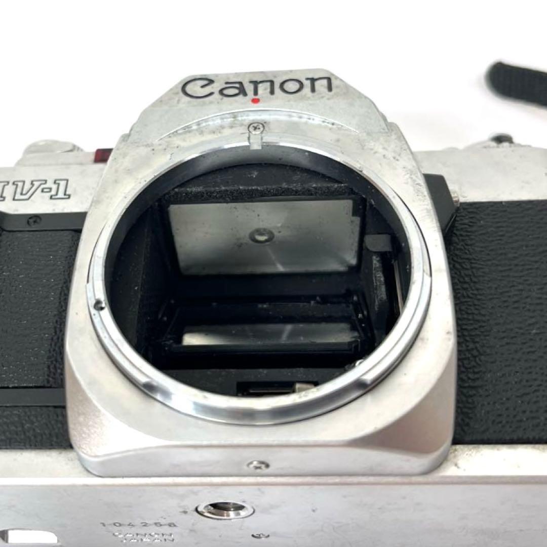 Canon Slr Camera (Film) Set Av-1>Canon Lens Fd