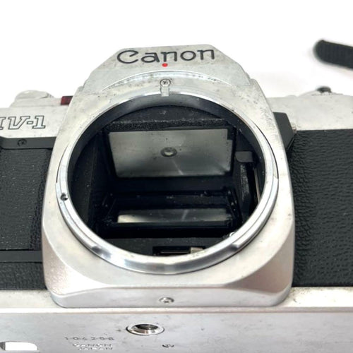 Canon Slr Camera (Film) Set Av-1>Canon Lens Fd