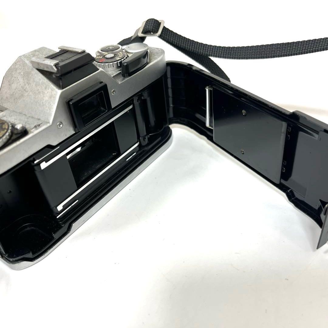 Canon Slr Camera (Film) Set Av-1>Canon Lens Fd