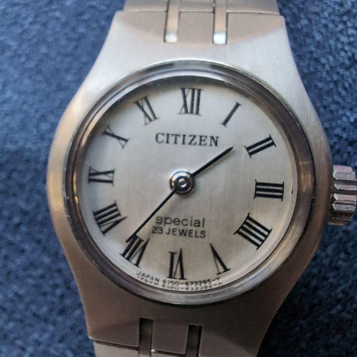 Citizen Hand -Wound Clock 23