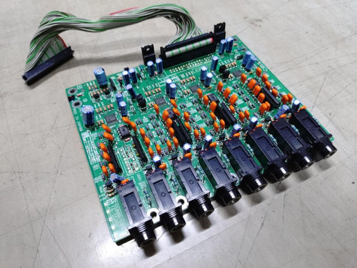 Akai Professional Samplers S5000 S6000 Ib-S508P 8 Out