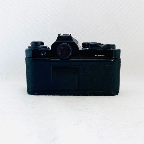 Nikon Slr Camera (Film) Fe Ai-S Nikkor F1.4