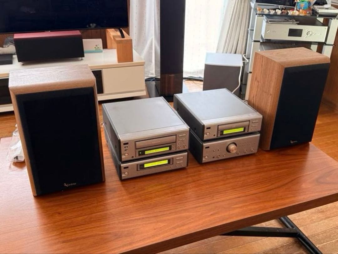Infinity Speakers Reference One Polycell
