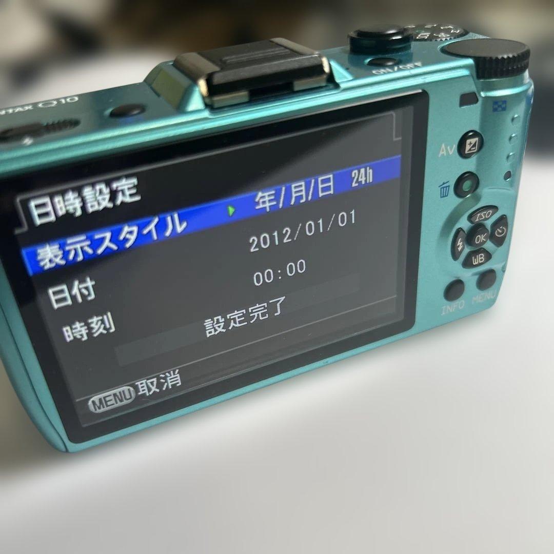 Pentax Mirrorless Interchangeable Lens Cameras Q10