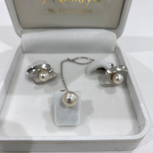Cufflinks