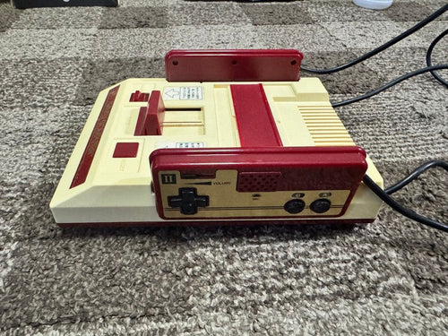 Nintendo Consoles Hvc-001