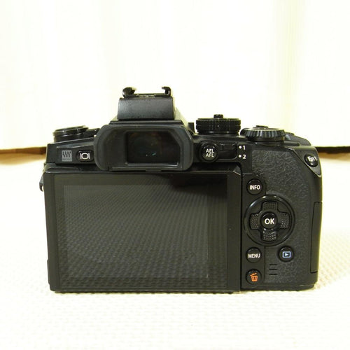 Olympus Mirrorless Interchangeable Lens Cameras Om-D E-M1